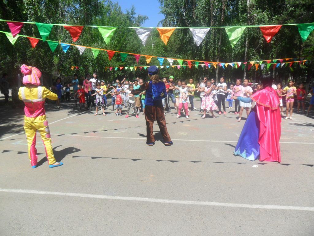 Мектебімізде бастауыш сыныптар мен орта буын оқушылары үшін күндізгі ауысымдағы жазғы оқу сауықтыру лагері ұйымдастырылды.