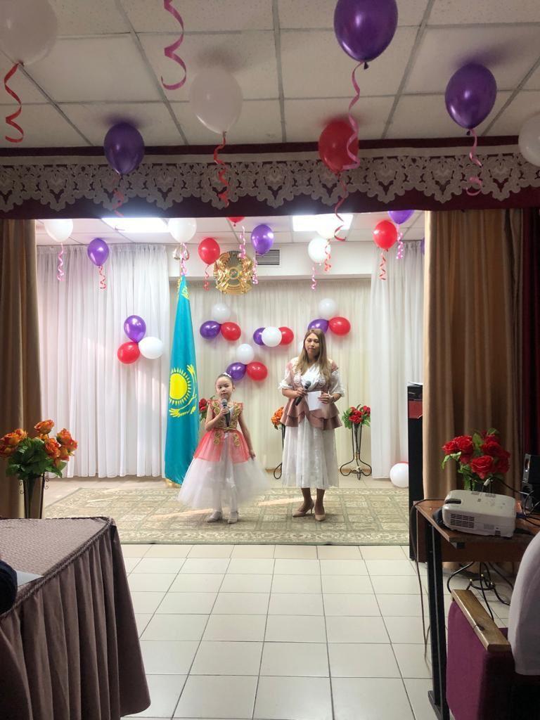 27.01.2023ж. күні №164 жалпы білім беретін мектепте "Үздік-ұстаз, талантты-шәкірт" атты сыныптар арасында байқау өткізілді. Байқауға сынып жетекшілер және оқушылар қатысты.