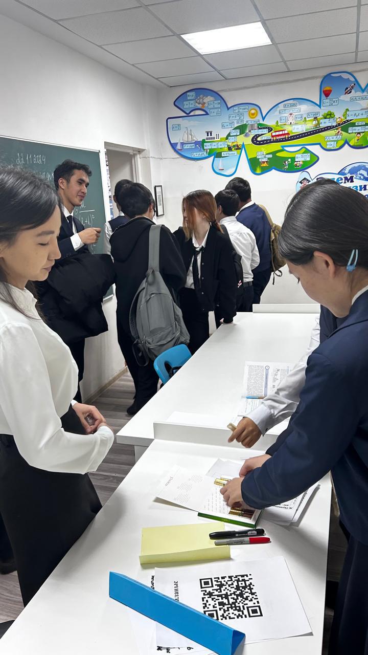 "МИФ-LIFE,  МИФ-LIKE" тақырыбында математика, информатика және физика пәндері бірлестігі онкүндігінің іс-шара жоспарына сәйкес физика пәні мұғалімі А.Ділдан 9 "А" сыныбымен "Бүкіләлемдік тартылыс заңы" тақырыбында ашық сабақ өткізді.